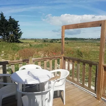 Mobilhome En Pleine Campagne Avec Vue Mer * Yves